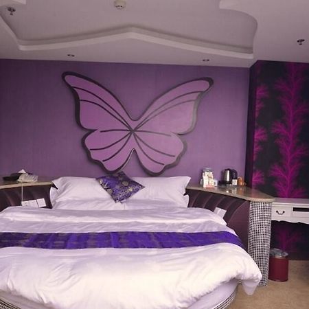 Chongqing Xinhao Theme Hotel Exterior foto