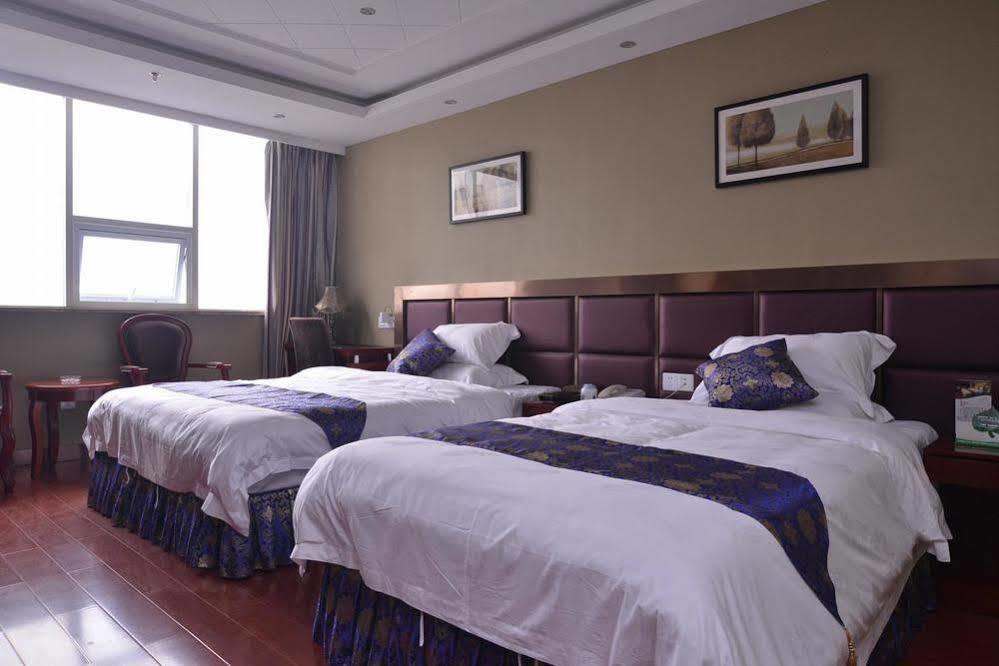 Chongqing Xinhao Theme Hotel Exterior foto